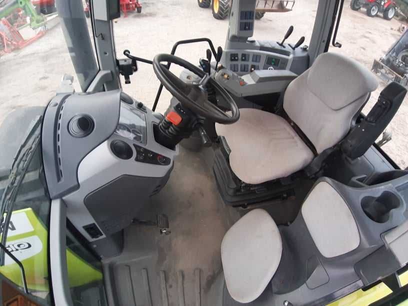 Ciągnik Claas Arion 510