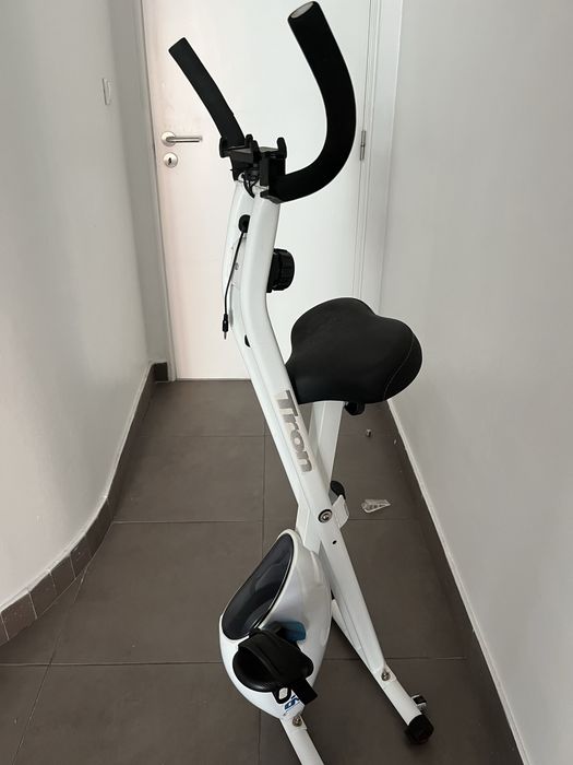 Bicicleta estatica como nova