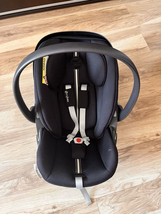 Fotelik Cybex Cloud G i-Size Plus Moon Black