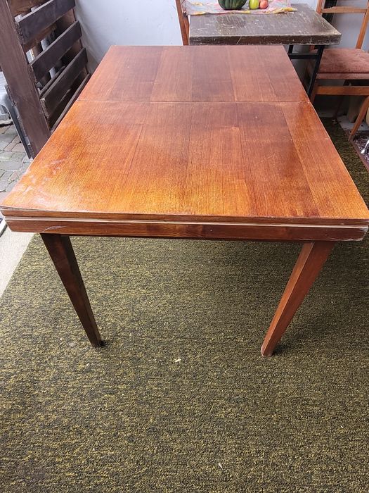 Стіл  розкладний