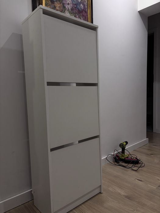 Szafka na buty Ikea Bissa biała 3 przegrody