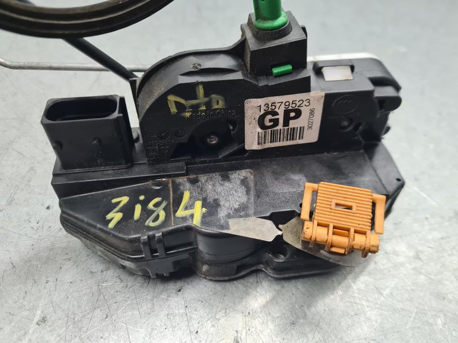 Fechadura / fecho porta frente direito OPEL Adam (M13)