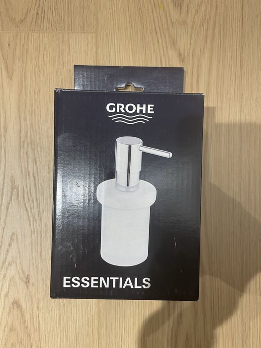 Dozownik do mydła Grohe Essentials Brushed Warm Sunset