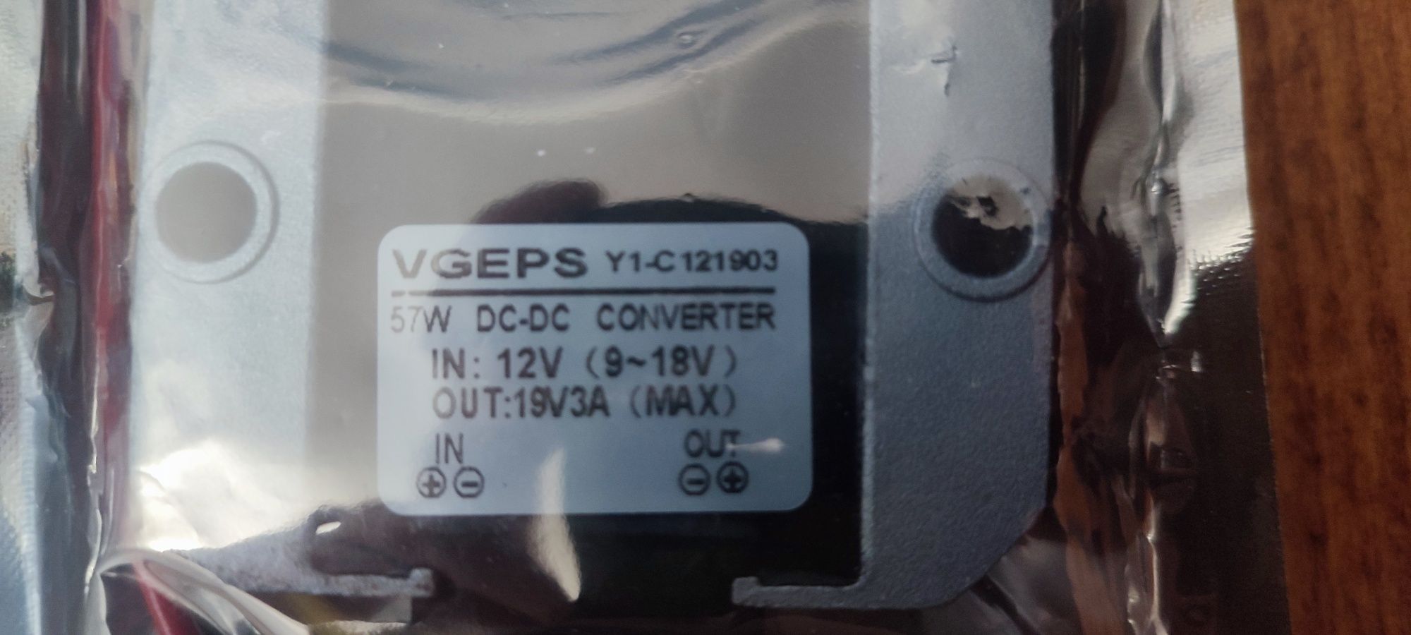 Продам перетворювачі DC-DC 12V у 19V