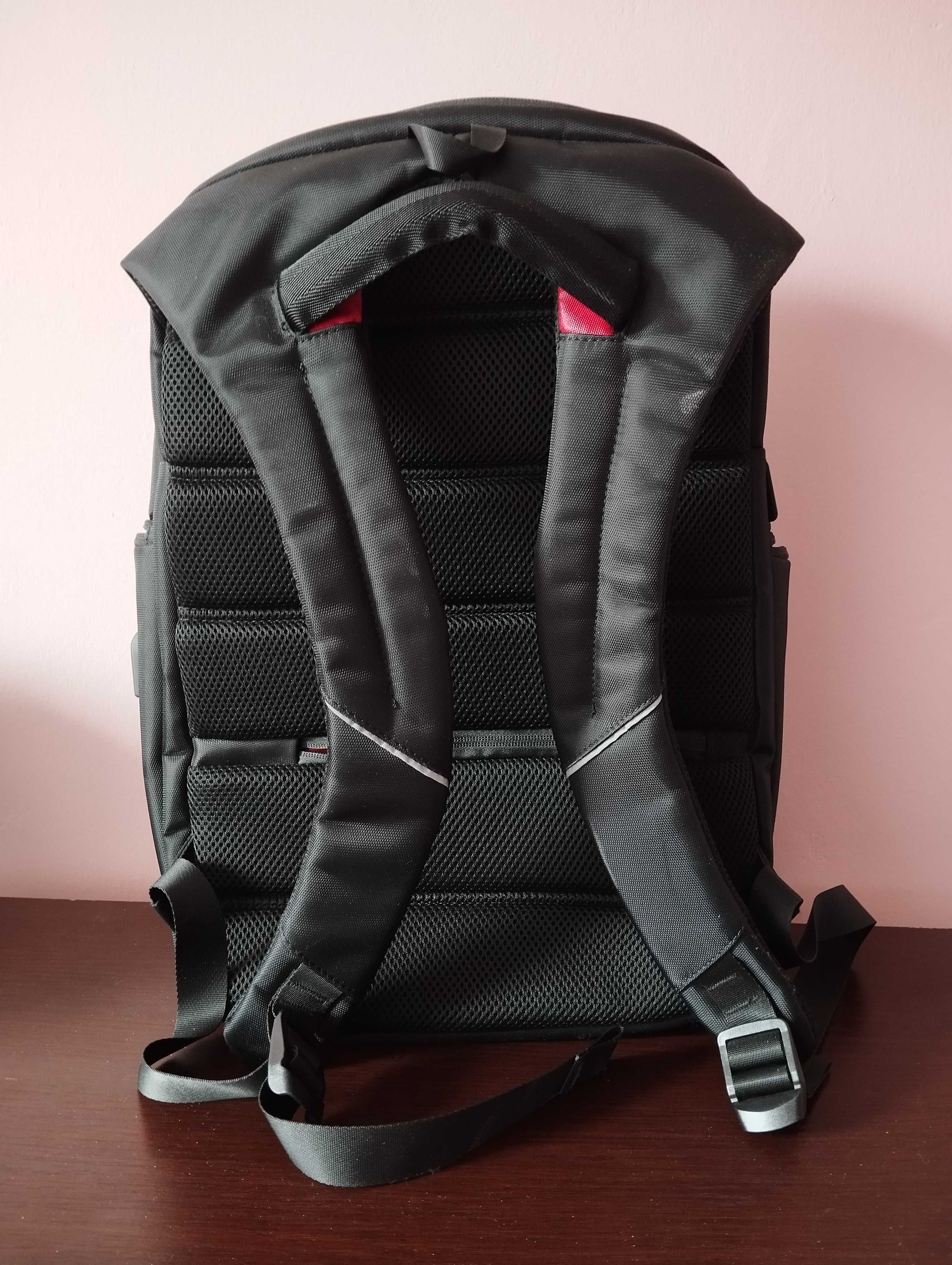 Genesis PALLAD 400 USB 15.6