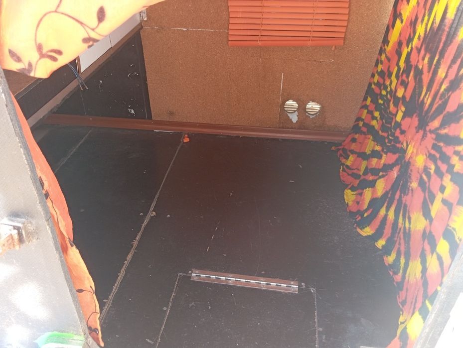 Reboque minicaravana de 300 kg