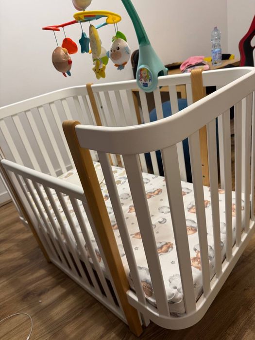 Łóżeczko dziecięce z materacem