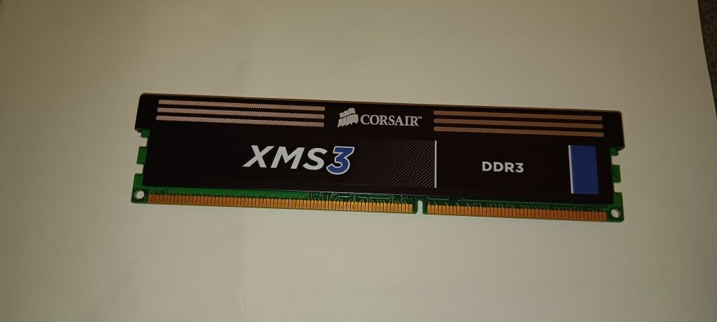 memoria Corsair XMS3  2* 4GB  1600 MHz DDR3-1600 PC3-12800U