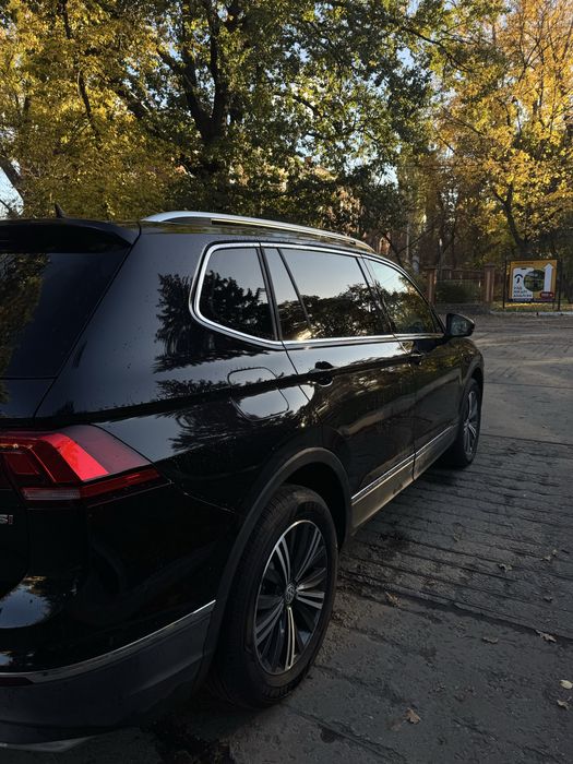 Продам Tiguan 2.0