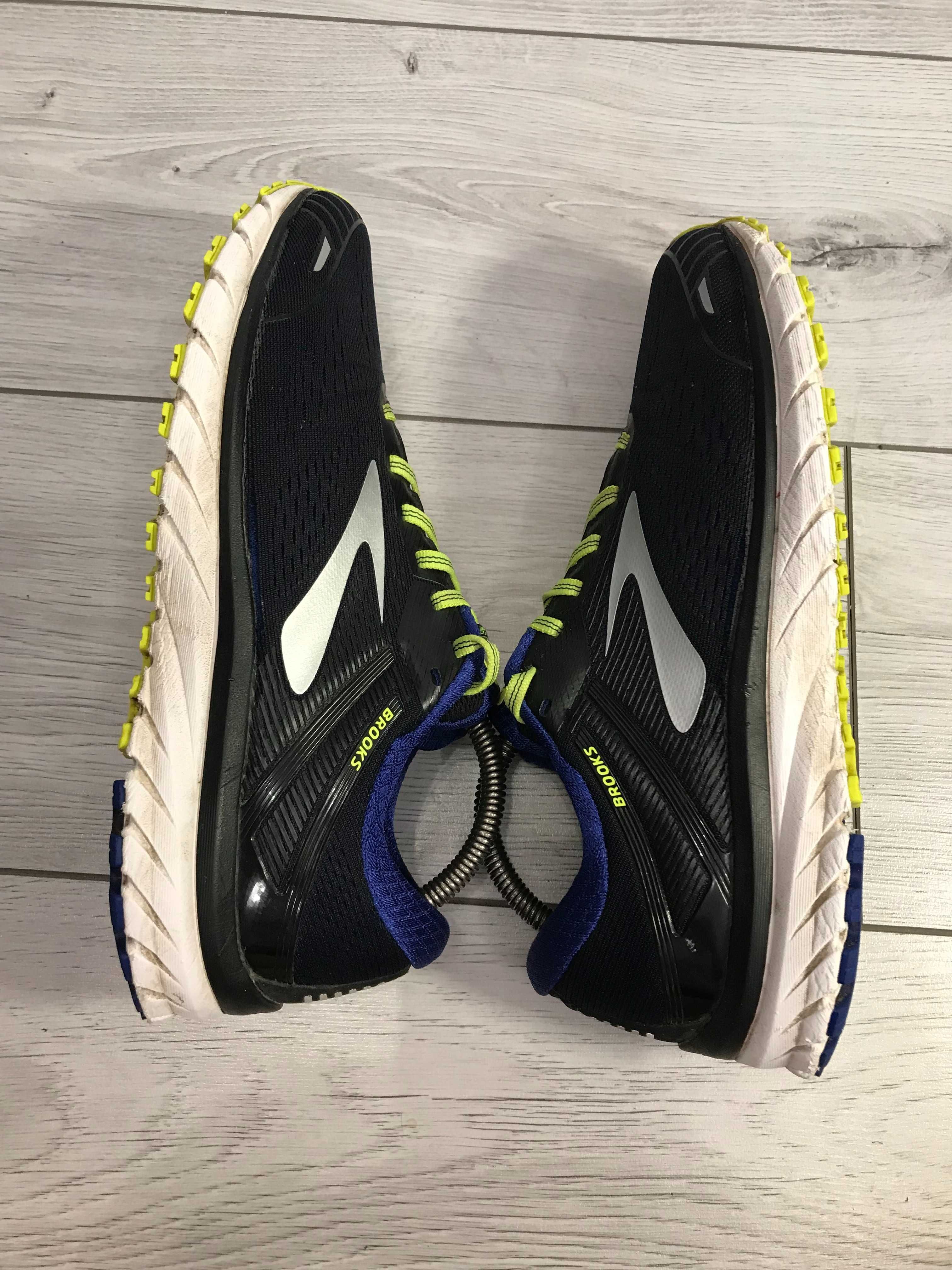 Buty do biegania Brooks Defyance 11 rozm. 43