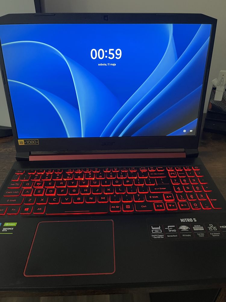 Sprzedam laptop acer nitro 5