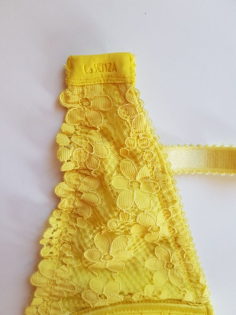 La Senza żółty biustonosz w kwiatki 70E