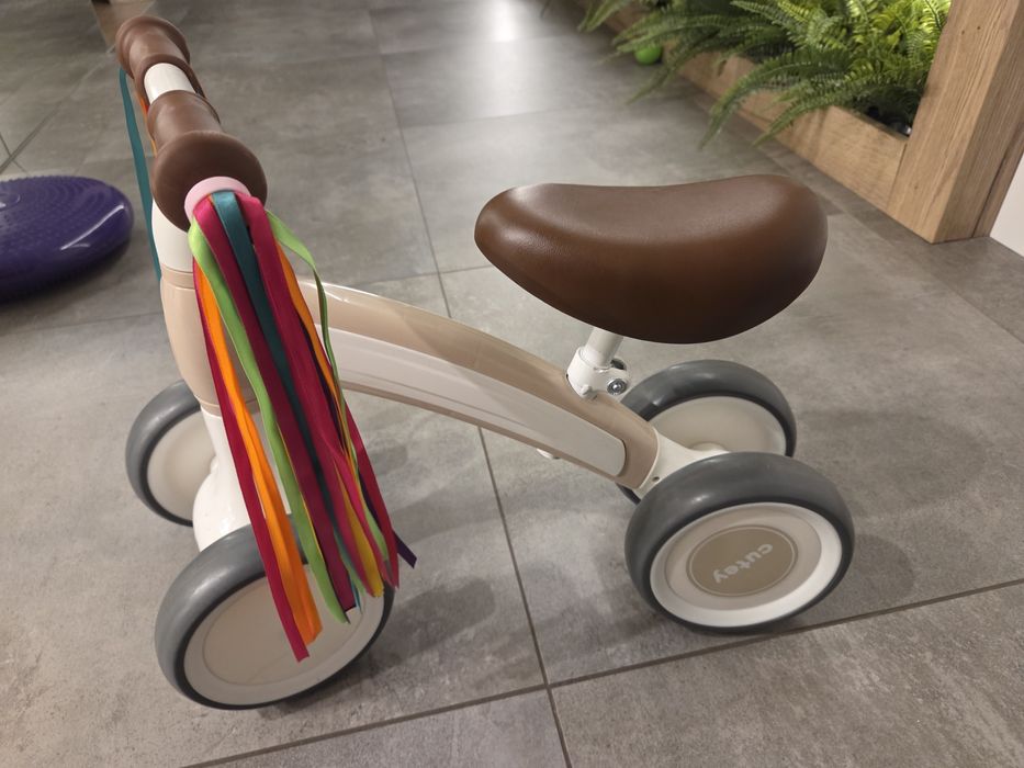 Rowerek biegowy / Chodzik / Jeździk dla dzieci cutey
Kids Rider Bike K