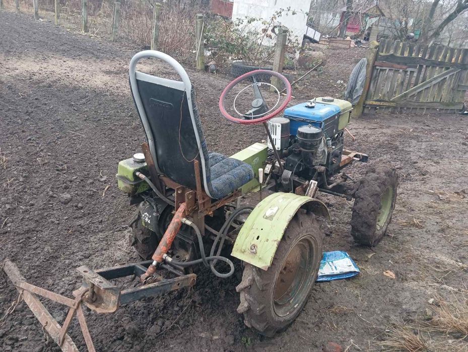 Продам кракторець