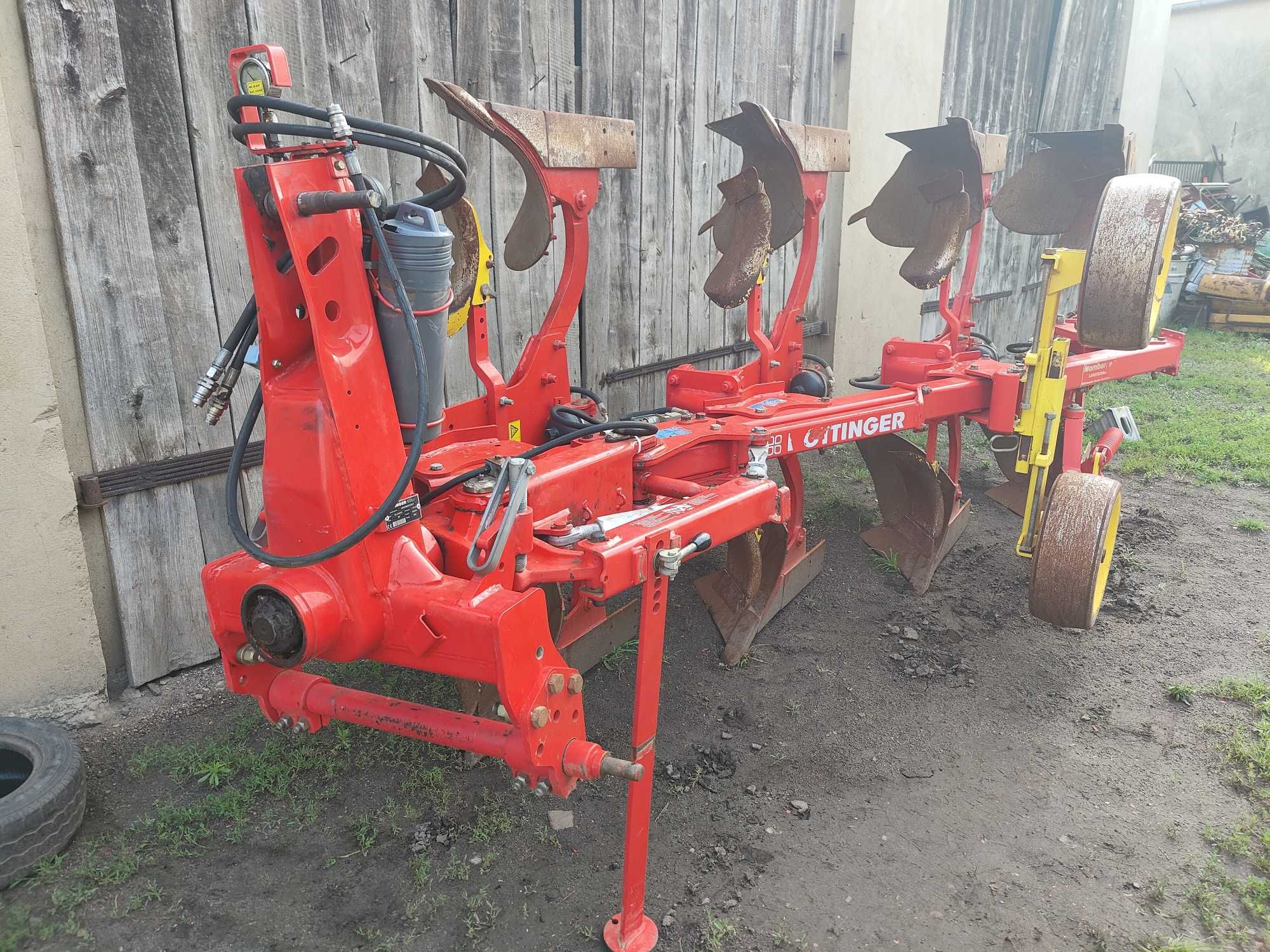 Pług 4- skibowy obrotowy POTTINGER SERWO NOVA S25 hydr. zabezpieczenia