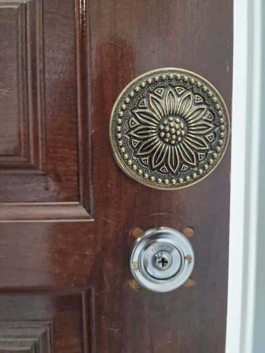 PORTA Madeira Maciça + Fechadura e 5 Chaves