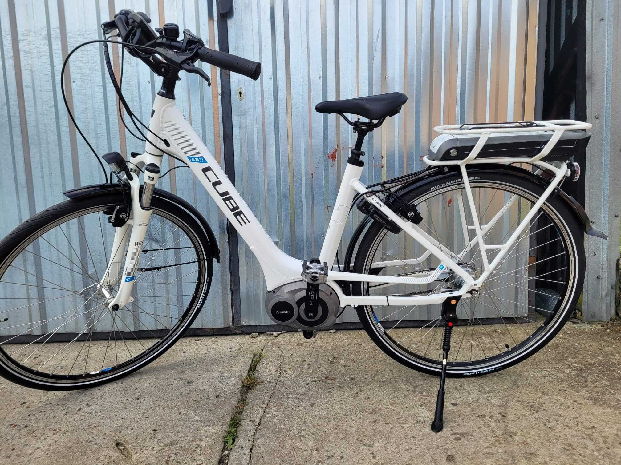 CUBE elektryczny elektryk rower aluminiowy używany 28 cali