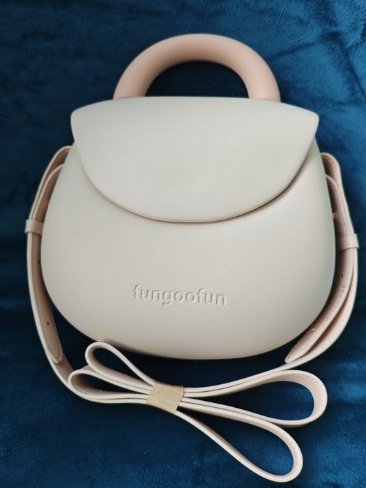 Сумочка бежева fungoofun