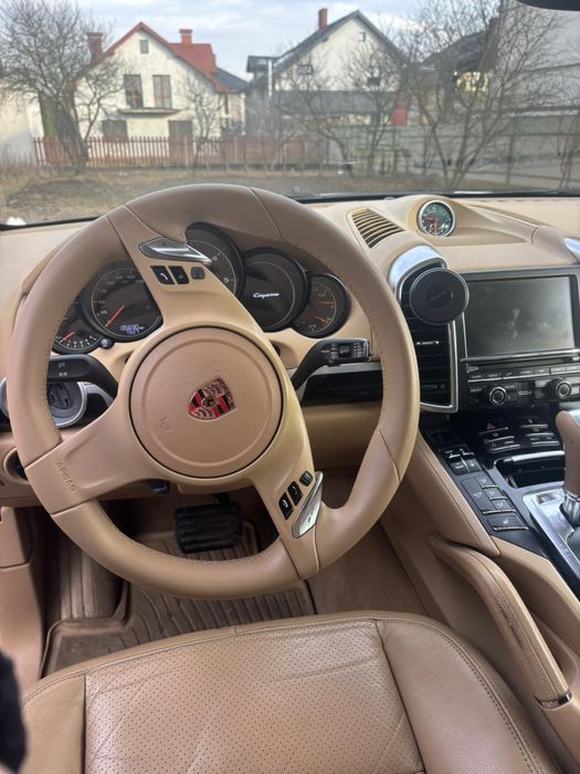 Porsche Cayenne 2013 , дизель , обмін