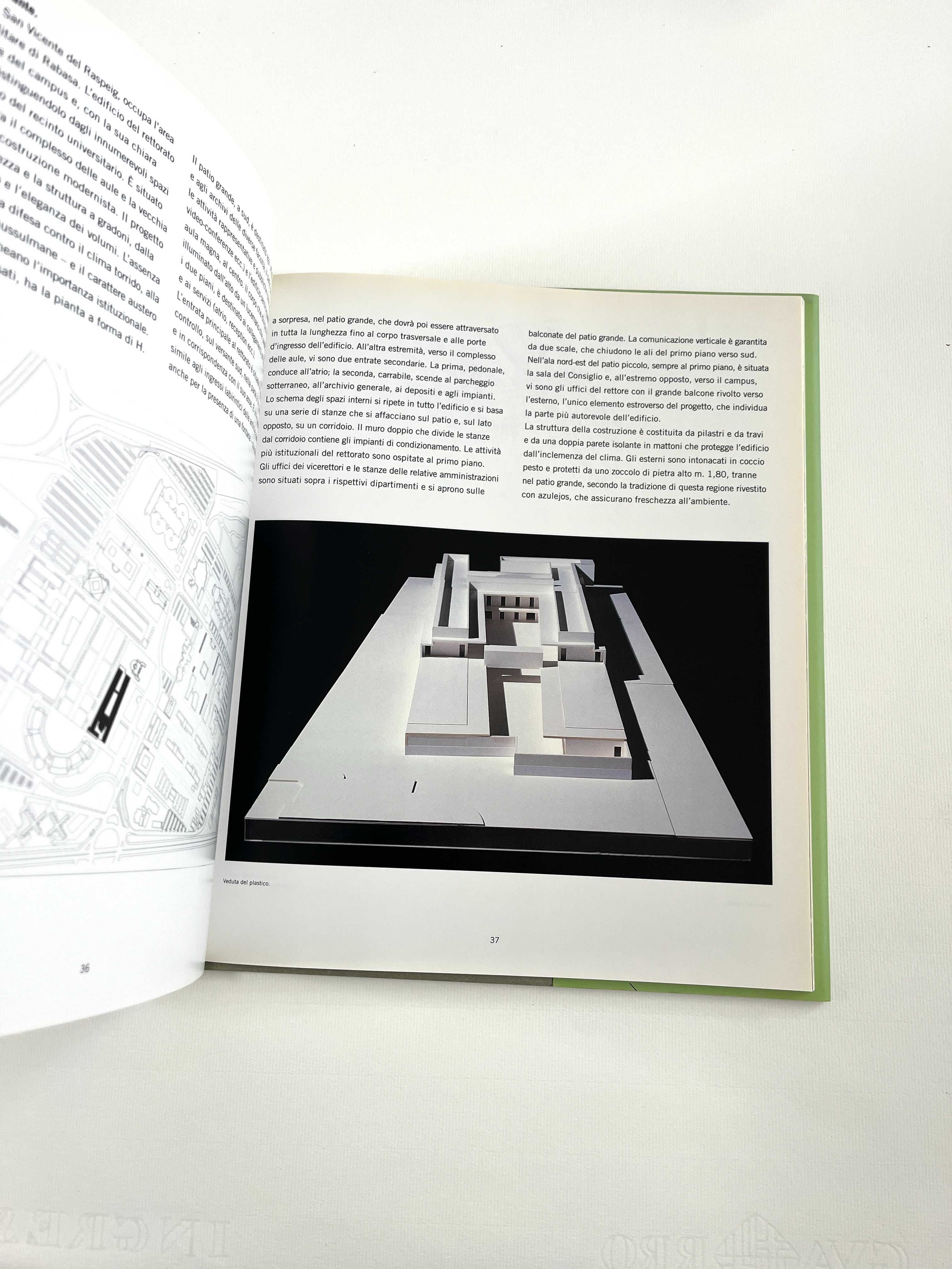Álvaro Siza Dentro la Città Motta Architectura 1997 livro