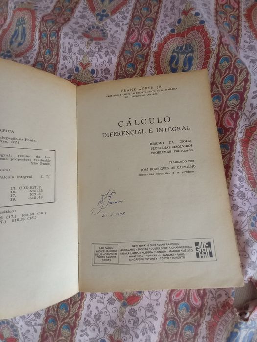 Coleção Schaum Matemática Cálculo Diferencial e Integral