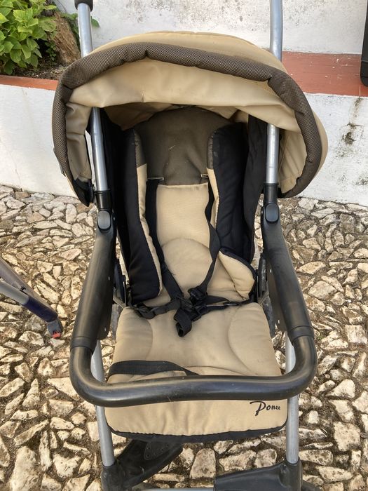 Carrinho de passeio para bebé