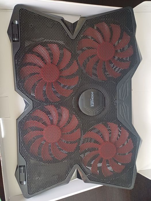 Охлаждающая подставка для ноутбука Promate AirBase-3 Black (airbase-3.