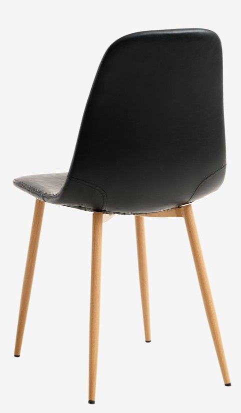 Cadeira Jonstrup preto/carvalho Jysk (NOVO - embalado)
