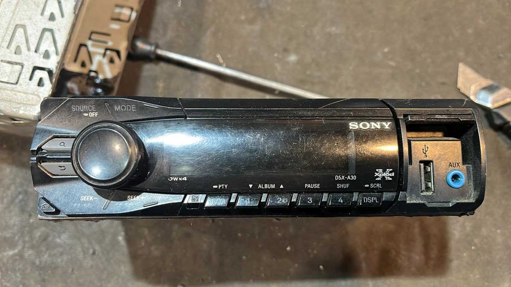 Магнітола Sony DSX-A30
