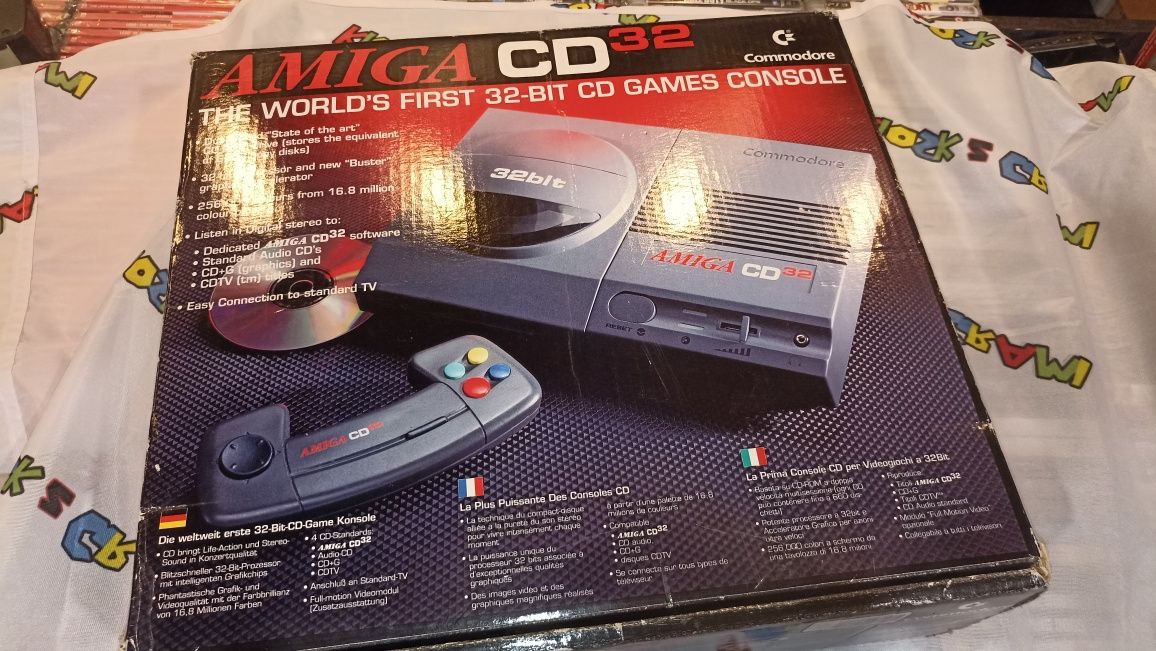 Konsola Amiga CD32 super stan dla kolekcjonera sprawna