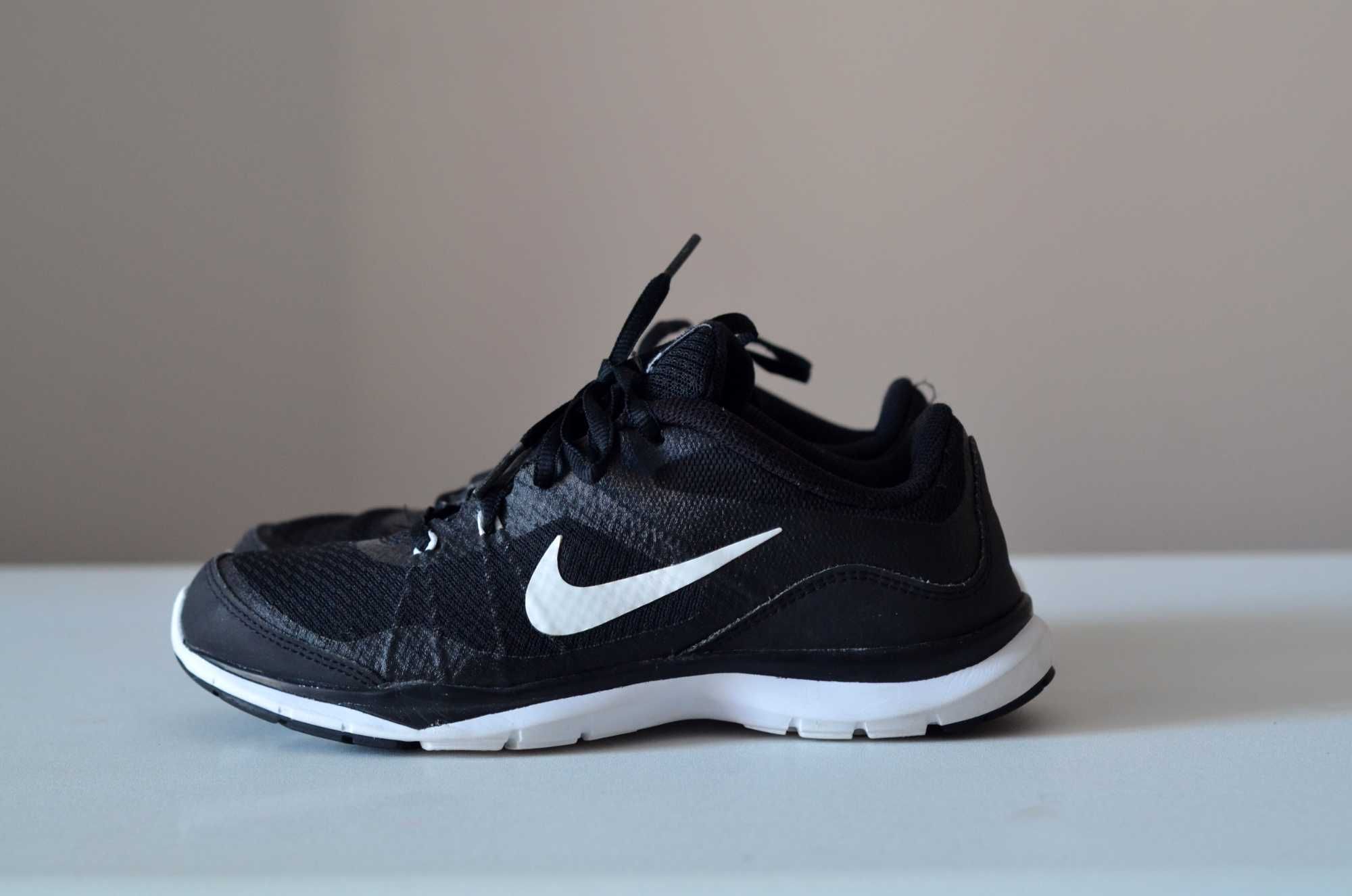 Кросівки Nike Flex Trainer 5, (р. 36.5)