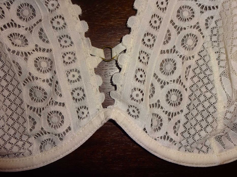 M&S Marks Spencer koronkowy kremowy ivory biustonosz 90C