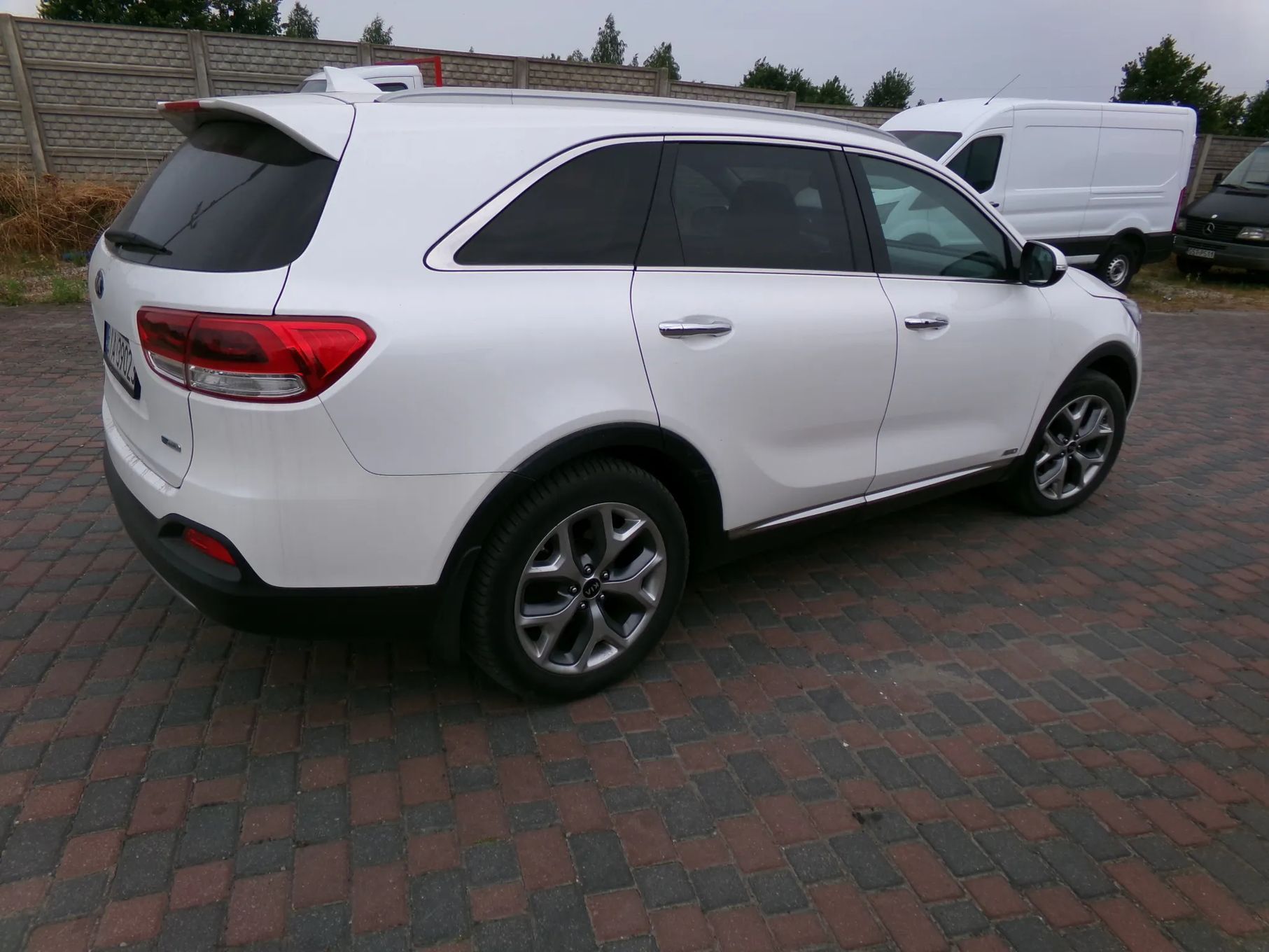 Kia Sorento sorento business line 2,0 crdi 185 koni zadbany wypasiony zamiana