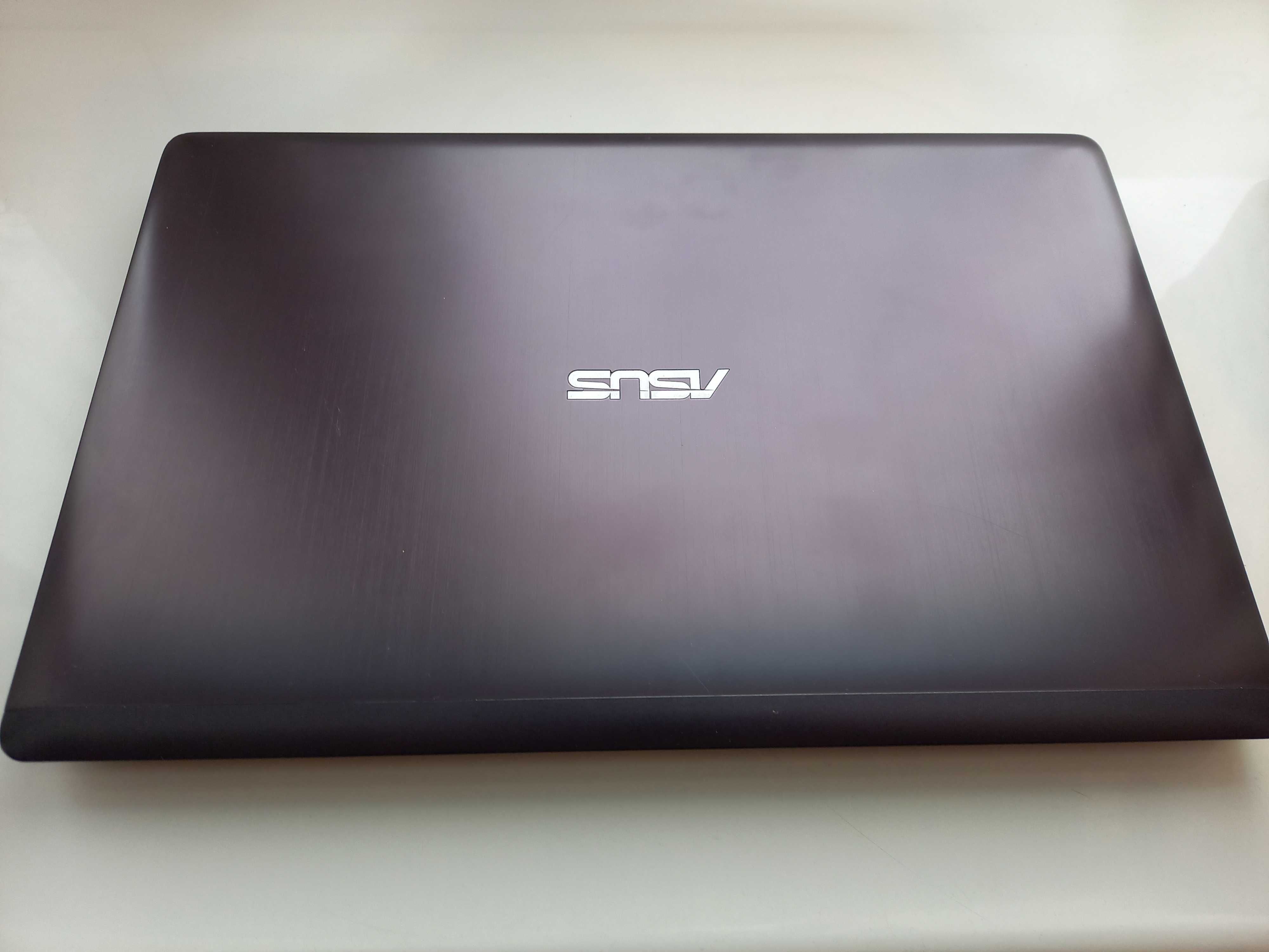 Laptop Asus X202E dotykowy ekran11.6" 4GBRAM dysk SSD120GB