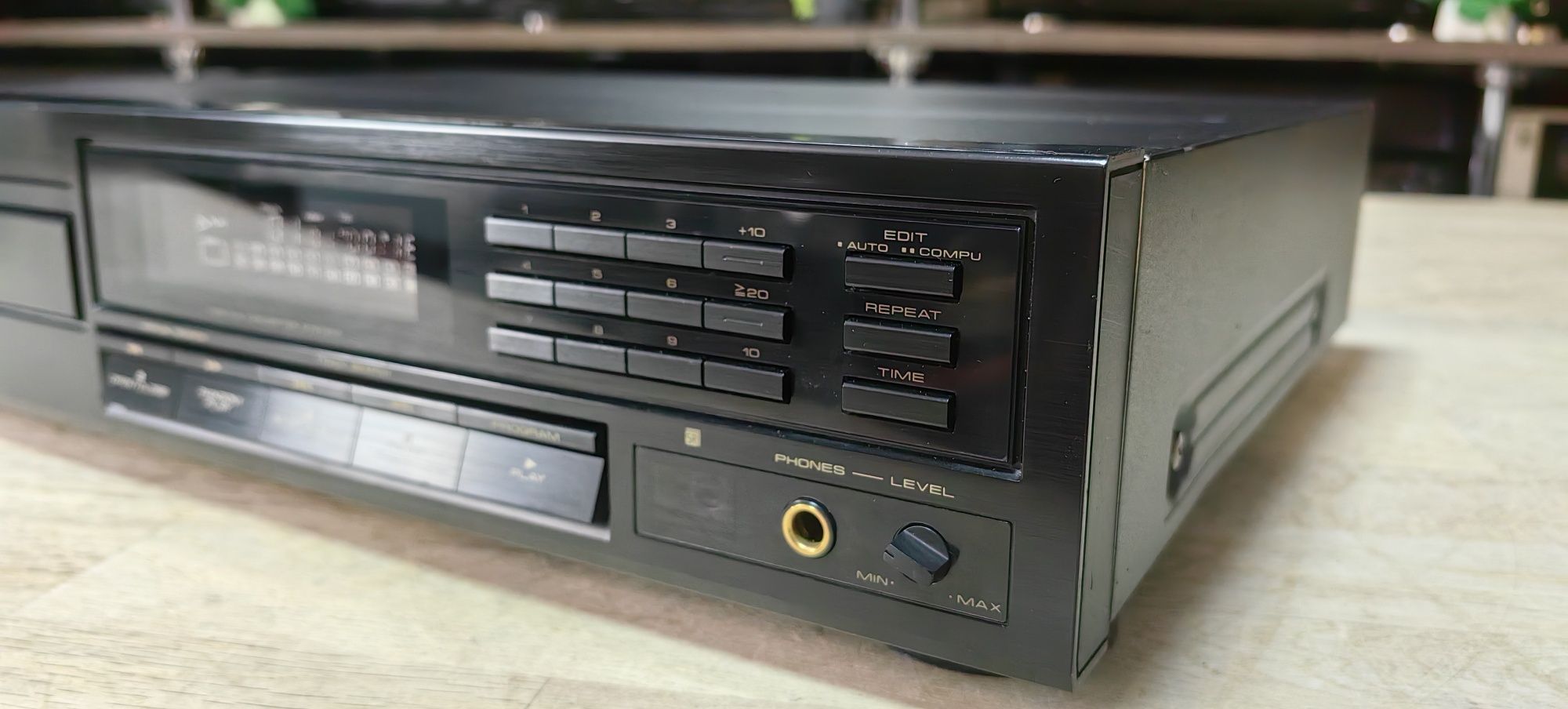 CD програвач Pioneer PD-5300