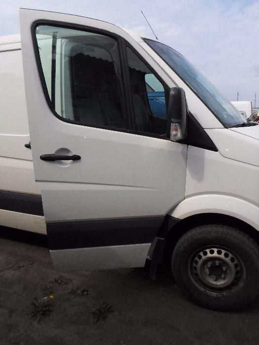 Двері  Mercedes Sprinter 906 / VW Crafter (передні зсувні) дверь