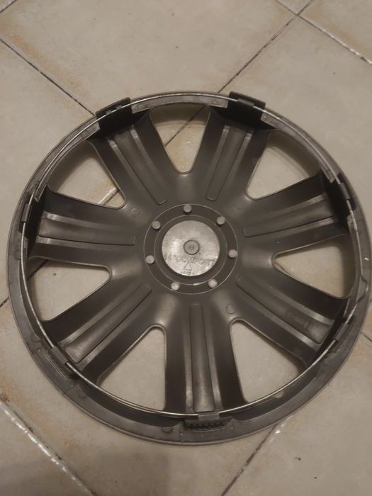 Tampão 14 automóvel