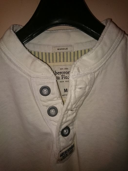 Новый лонгслив Abercrombie & Fitch New York. На мальчика-подростка