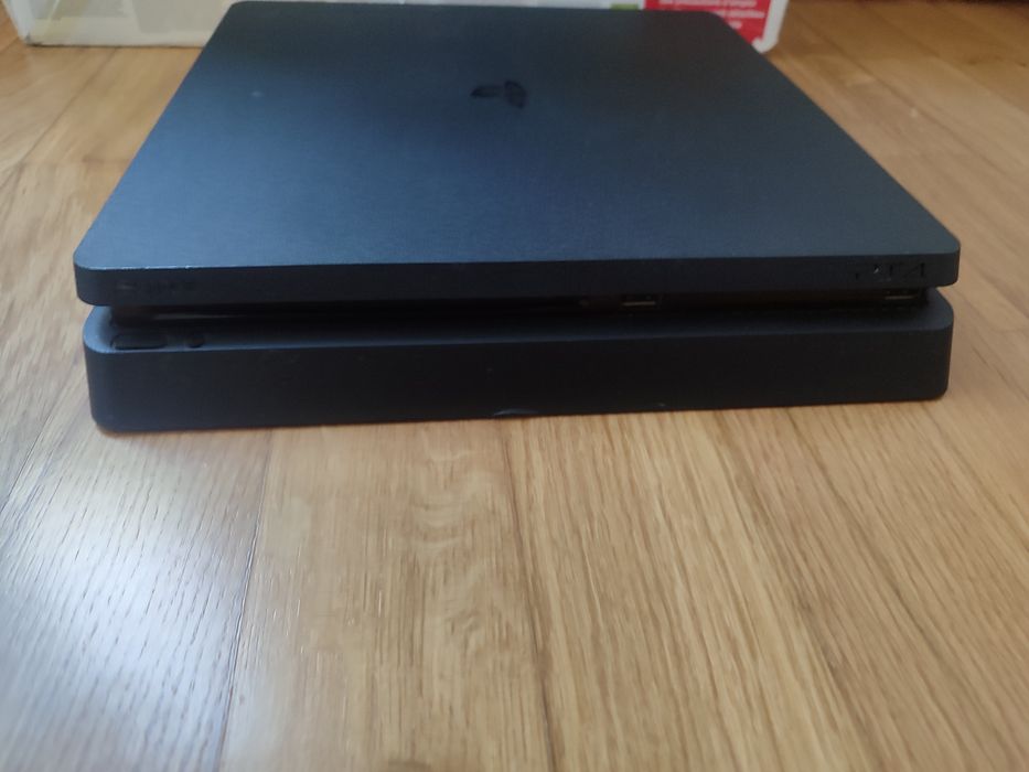 PlayStation 4 Slim 1 tb