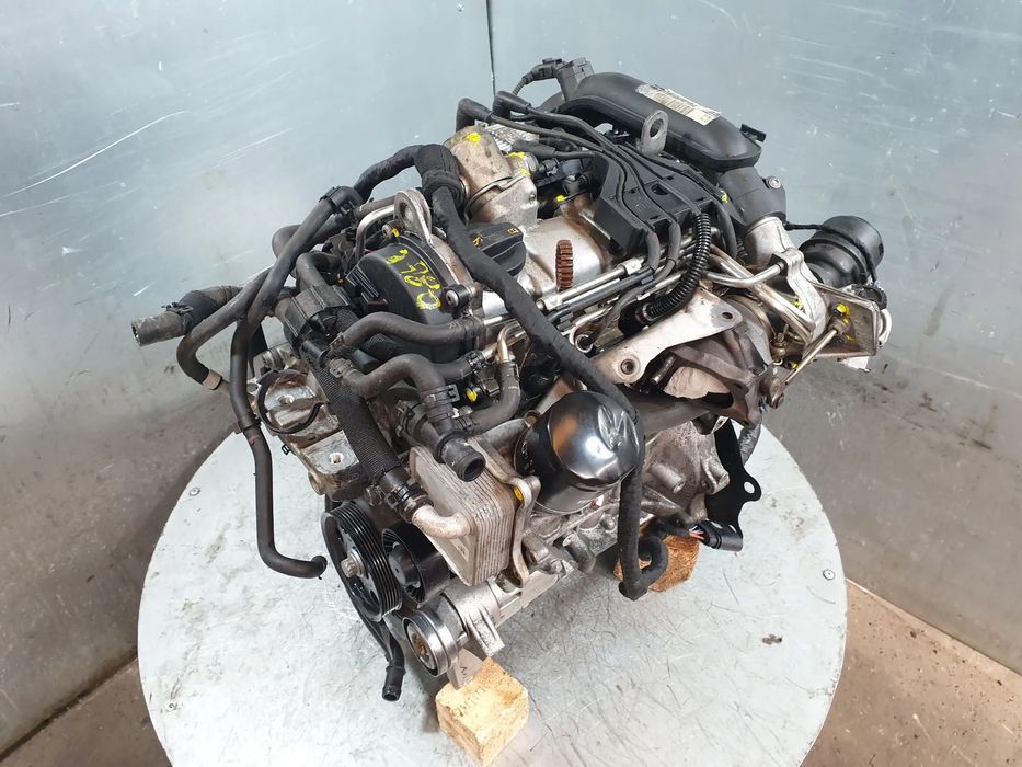 Motor completo VOLKSWAGEN Golf VI (5K1)