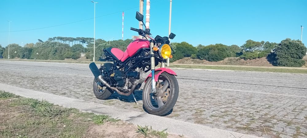 Ducati Monster 600cc