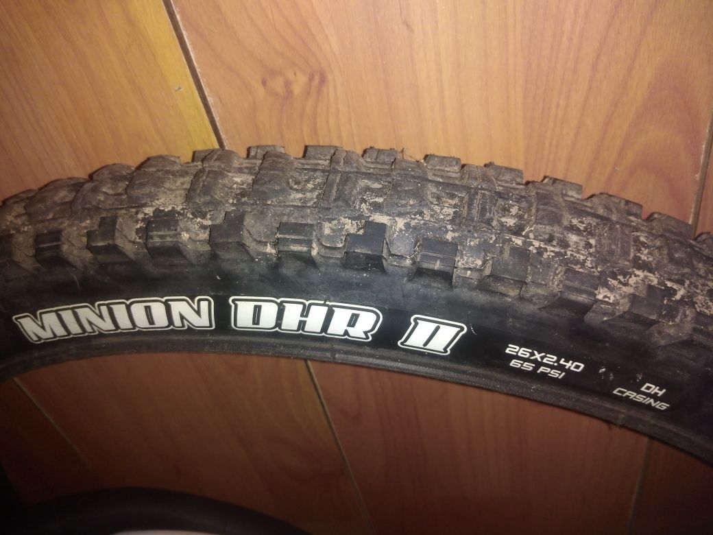 Колесо 20 ось + Maxxis Minion dhr 2