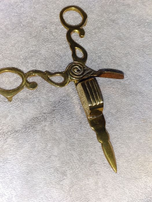 Vintage mosiężny tłumik do świec - nożyczki