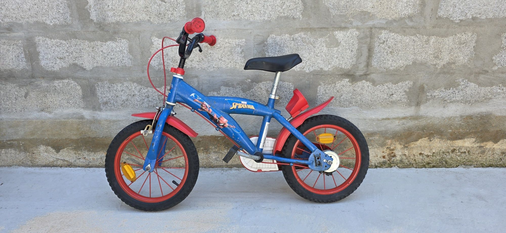 Bicicleta homem Aranha