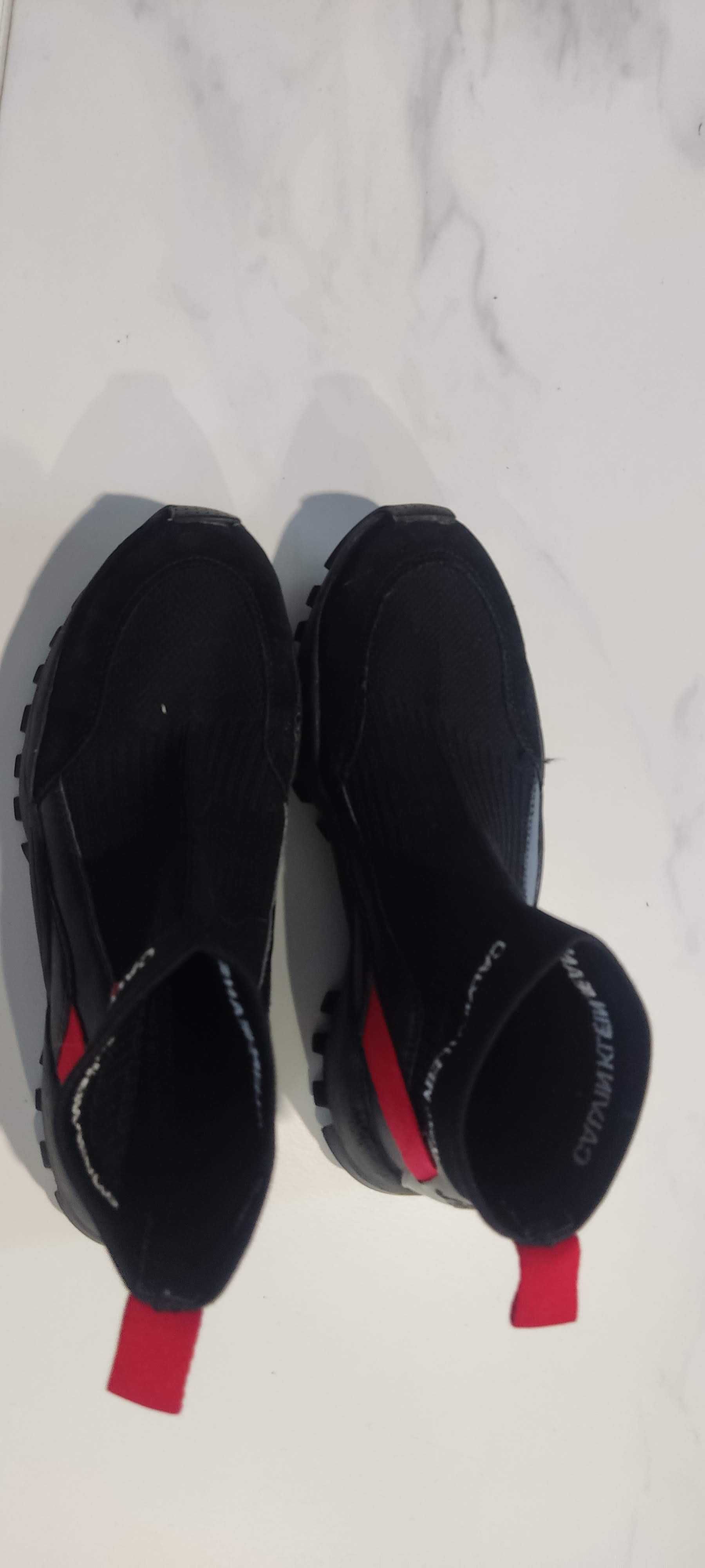 BUTY Calvin Klein Jeans Sneakersy Tysha 37