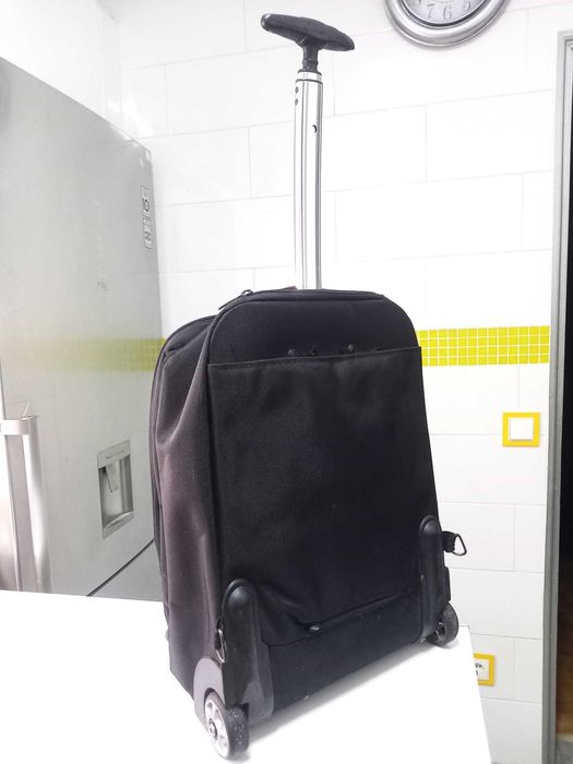 Mala de cabine ou para portatil C/troley