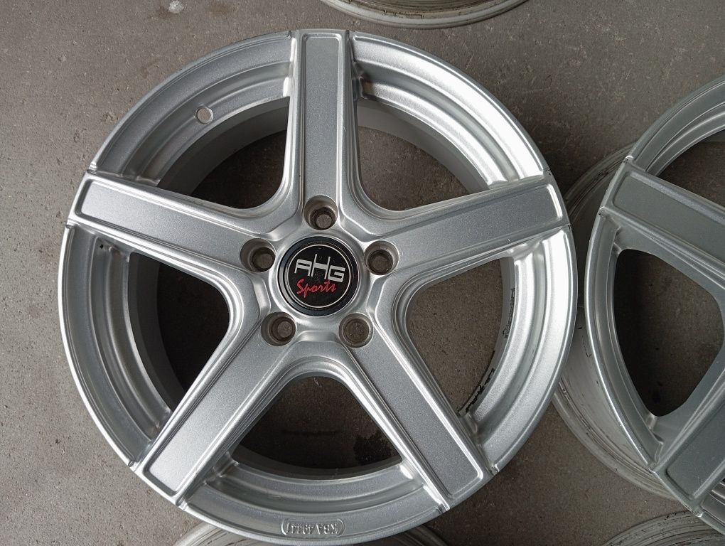 Felgi aluminiowe 5x114,3 16" Kia Suzuki Mitsubishi Toyota Hyundai