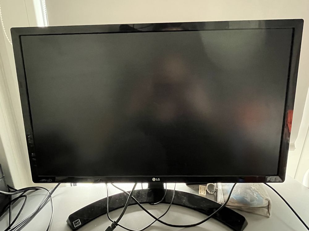Monitor LG 22”
