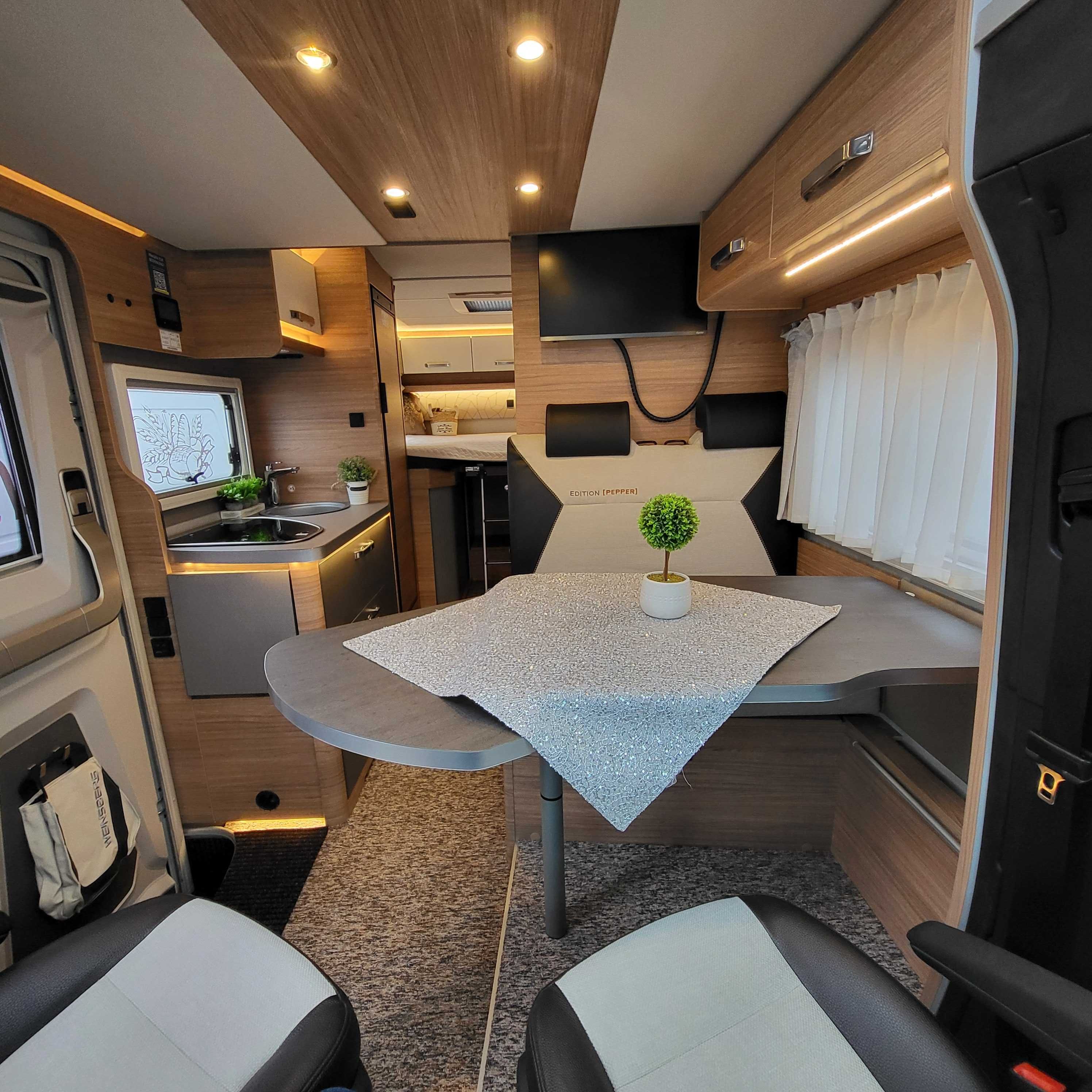 Kamper Wynajem Promocja VIP 4 Bogate Wyposażenie Do wynajęcia Camper