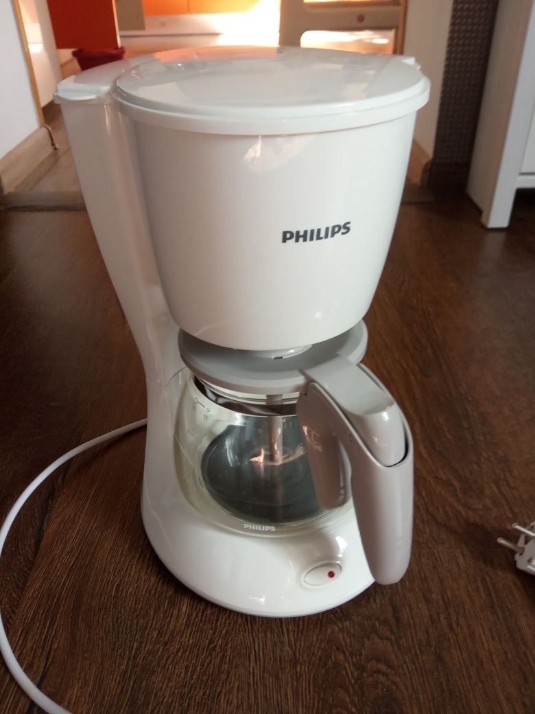 Капельная кофеварка PHILIPS Daily Collection HD7447/00